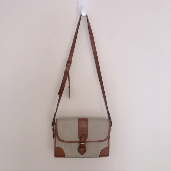 Liz Claiborne Handbags - Vintage Liz Claiborne Leather Crossbody Messenger Bag Taupe Brown Pebble